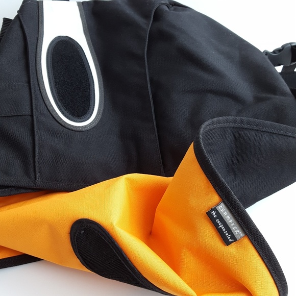 Crumpler Bags Crumpler Messenger Bag Poshmark
